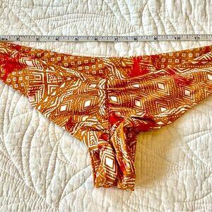 Boy and arrows bikini bottom xs